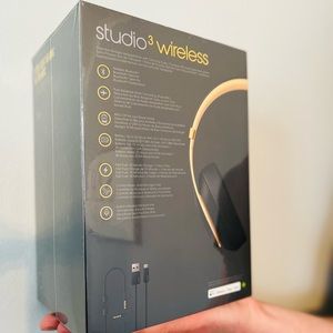 Brand new, never used Beats headphones🎧